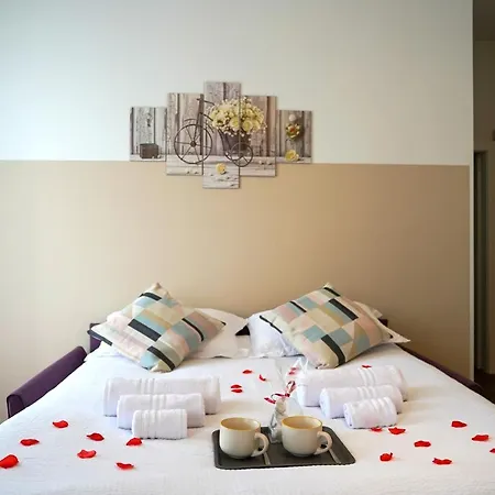 Azalea - Radice Comfort - Leonardo, Mxp & Laghi Apartman *